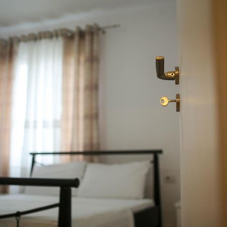 Apartment Jani Sarandë Exterior foto